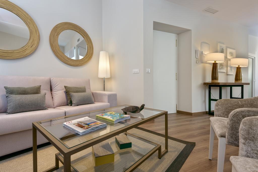 Genteel Home Conde De Ibarra Севиля Екстериор снимка
